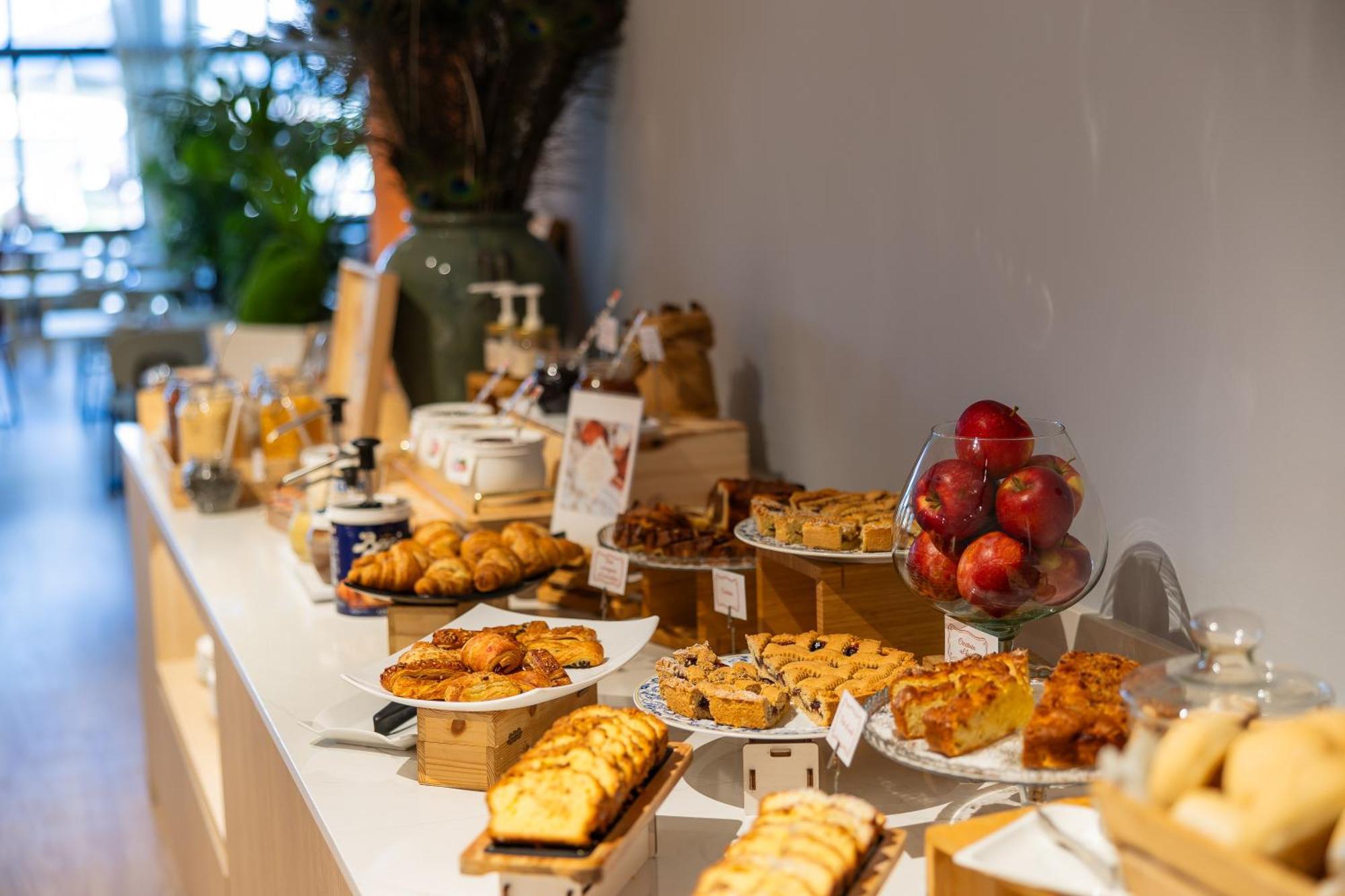 Hotel Ristorante Al Fiore Πεσκιέρα ντελ Γκάρντα Εξωτερικό φωτογραφία