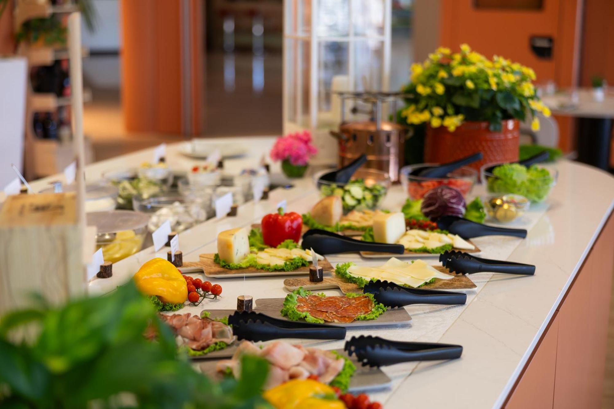 Hotel Ristorante Al Fiore Πεσκιέρα ντελ Γκάρντα Εξωτερικό φωτογραφία